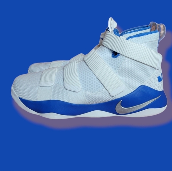 Nike LeBron Soldier XI size 17.5 - Picture 3 of 6